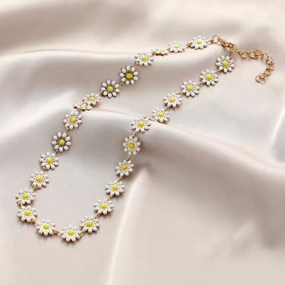 Flower Daisy Clavicle Chain Necklace Women Choker Pendant Flower Jewelry - Picture 2 of 6